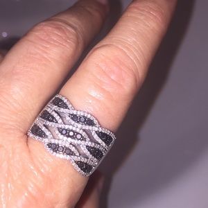 Genuine diamond ring